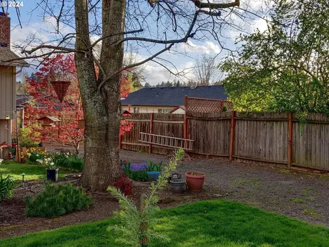 1783 Winchester Street NW Salem OR 97304