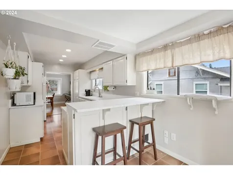 1570 Holly Street West Linn OR 97068