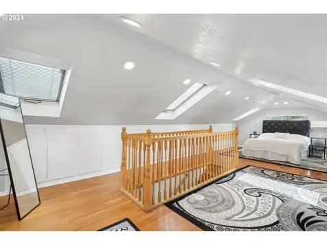 1570 Holly Street West Linn OR 97068