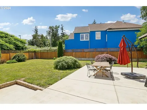 1570 Holly Street West Linn OR 97068