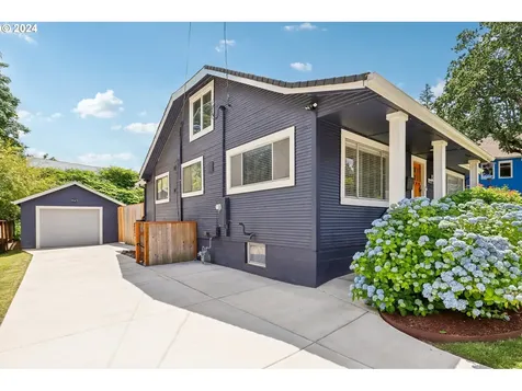 1570 Holly Street West Linn OR 97068