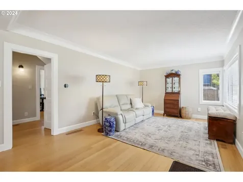 1570 Holly Street West Linn OR 97068