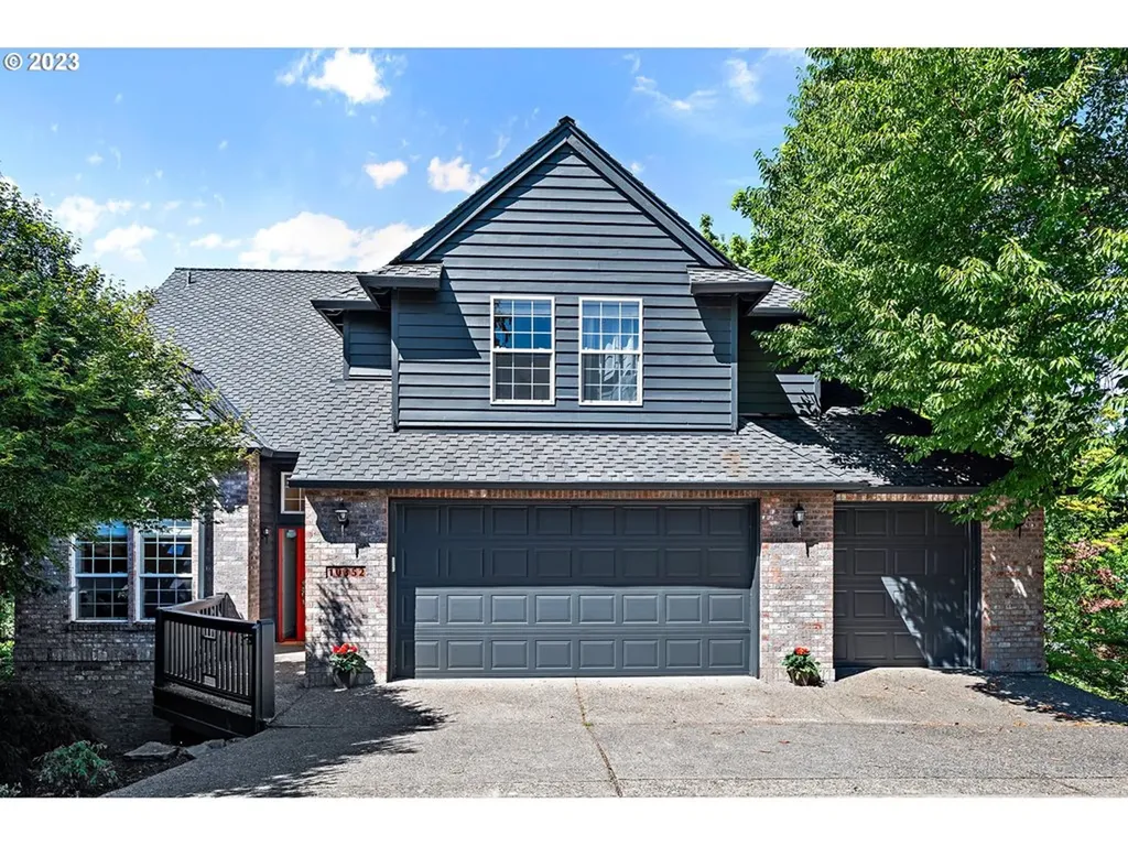 10352 Nw Engleman Street Portland OR 97229