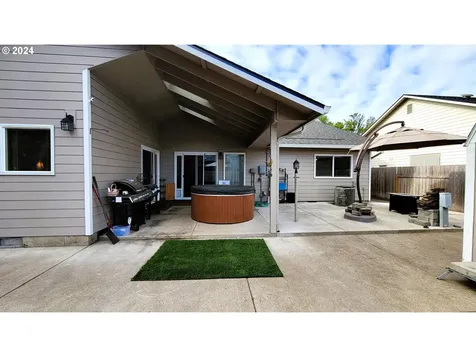 4186 Lancaster Drive Eugene OR 97404