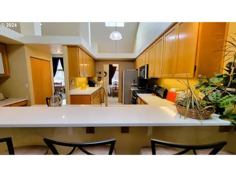 4186 Lancaster Drive Eugene OR 97404