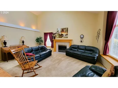 4186 Lancaster Drive Eugene OR 97404