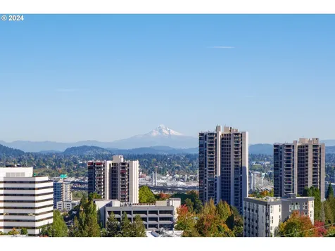 1246 SW Cardinell Way Portland OR 97201
