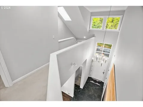 1246 SW Cardinell Way Portland OR 97201