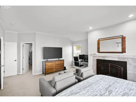 1246 SW Cardinell Way Portland OR 97201