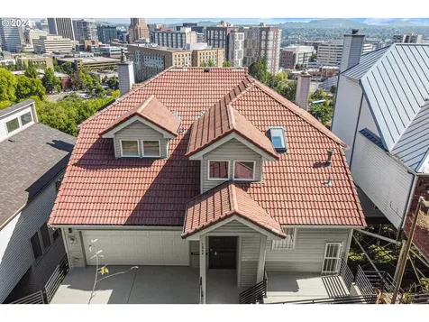 1246 SW Cardinell Way Portland OR 97201