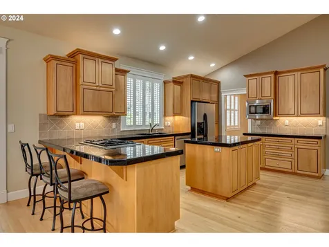 12808 NW 29th Court Vancouver WA 98685