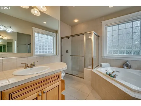 12808 NW 29th Court Vancouver WA 98685