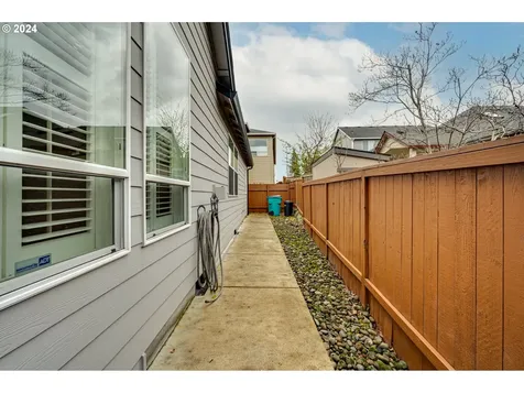 12808 NW 29th Court Vancouver WA 98685