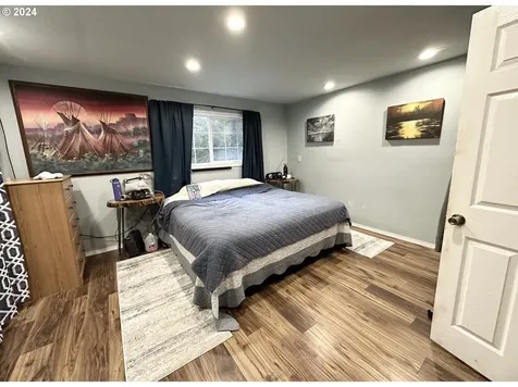 2145 Woodland Drive Coos Bay OR 97420