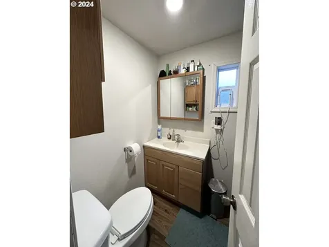 2145 Woodland Drive Coos Bay OR 97420