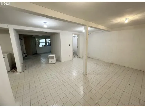 2145 Woodland Drive Coos Bay OR 97420