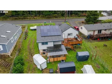 2145 Woodland Drive Coos Bay OR 97420