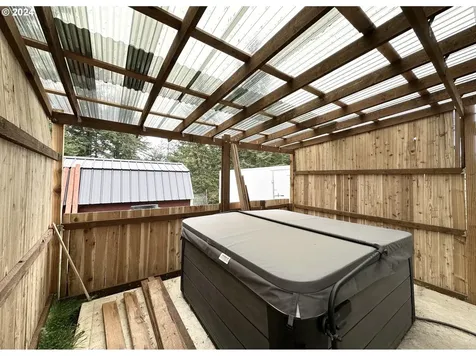 2145 Woodland Drive Coos Bay OR 97420