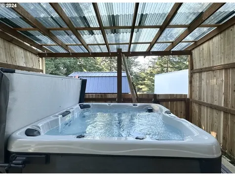 2145 Woodland Drive Coos Bay OR 97420