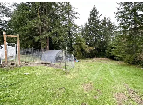 2145 Woodland Drive Coos Bay OR 97420