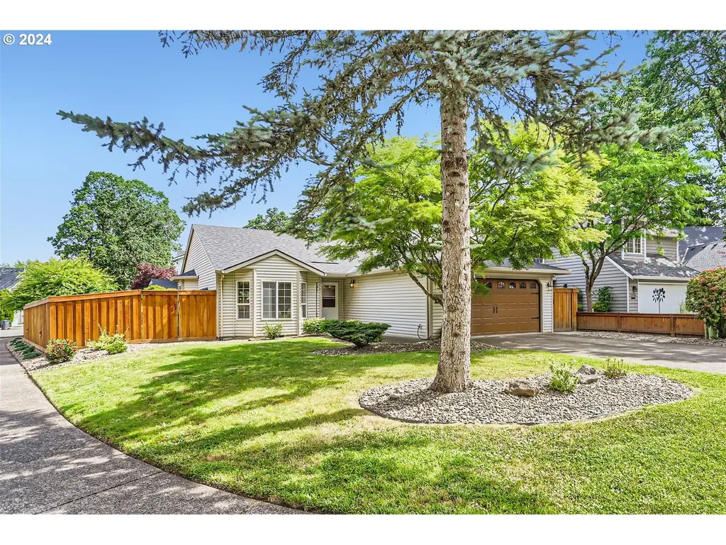 2032 Se 70th Court Hillsboro OR 97123