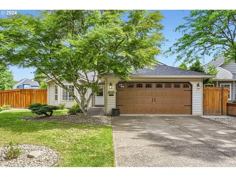 2032 Se 70th Court Hillsboro OR 97123