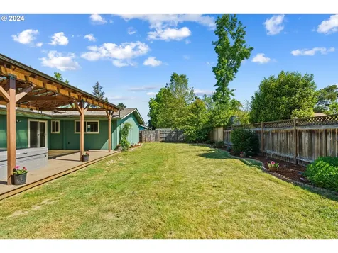 1985 Churchill Street Eugene OR 97405