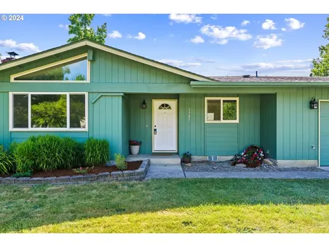 1985 Churchill Street Eugene OR 97405