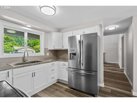 1985 Churchill Street Eugene OR 97405