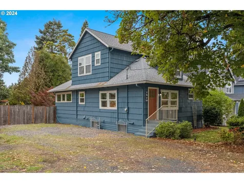 7475 SW 52nd Avenue Portland OR 97219