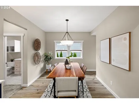 7475 SW 52nd Avenue Portland OR 97219
