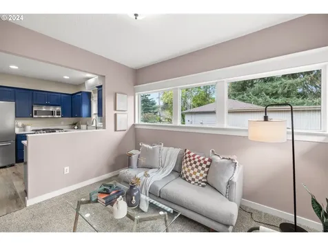 7475 SW 52nd Avenue Portland OR 97219