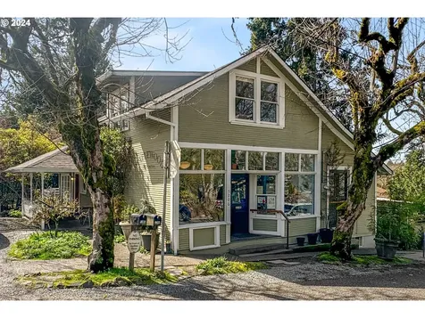 7475 SW 52nd Avenue Portland OR 97219