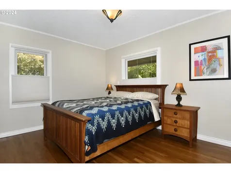1755 NE Bell Drive Portland OR 97220