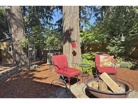 1755 NE Bell Drive Portland OR 97220