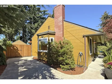 1755 NE Bell Drive Portland OR 97220