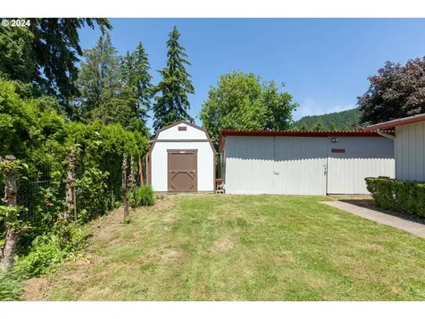91 Dogwood Street Carson WA 98610