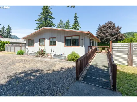 91 Dogwood Street Carson WA 98610