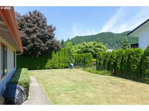 91 Dogwood Street Carson WA 98610