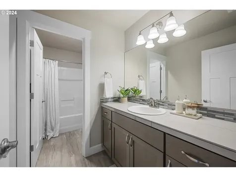 1036 Vista Oaks Drive Forest Grove OR 97116