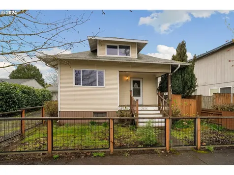 7822 Se Washington Street Portland OR 97215