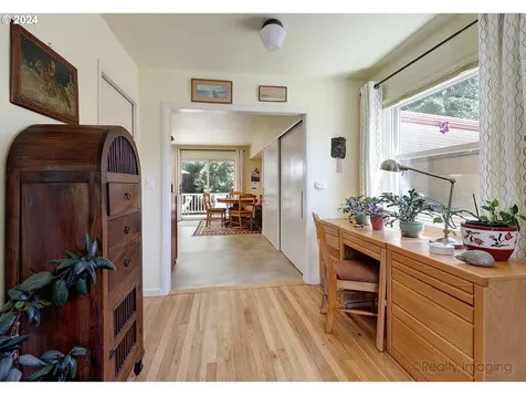 8359 N Swenson Street Portland OR 97203