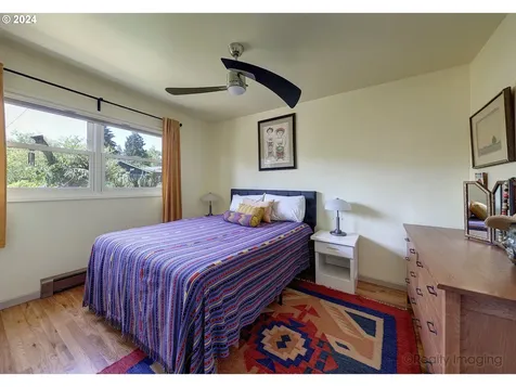 8359 N Swenson Street Portland OR 97203