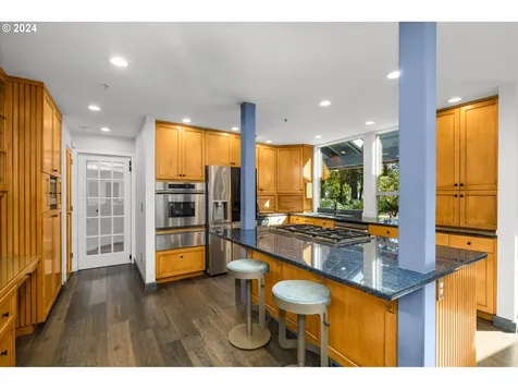 2855 Brookside Road Lake Oswego OR 97035