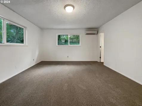 8900 Mount Rainier Drive Vancouver WA 98664