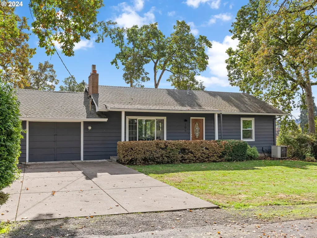 705 E Exeter Street Gladstone OR 97027