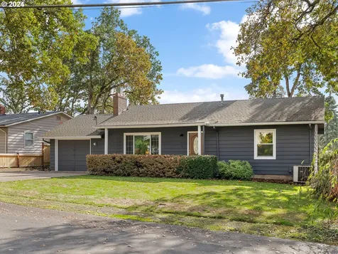 705 E Exeter Street Gladstone OR 97027