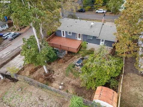 705 E Exeter Street Gladstone OR 97027