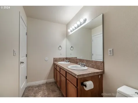 3018 Jonah Place Woodburn OR 97071