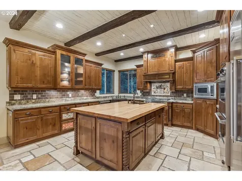 20588 S Monpano Overlook Drive Oregon City OR 97045